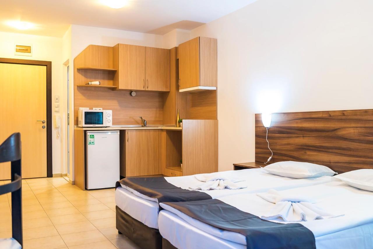 Apartments In Hotel Admiral Plaza Sunny Beach Exterior foto